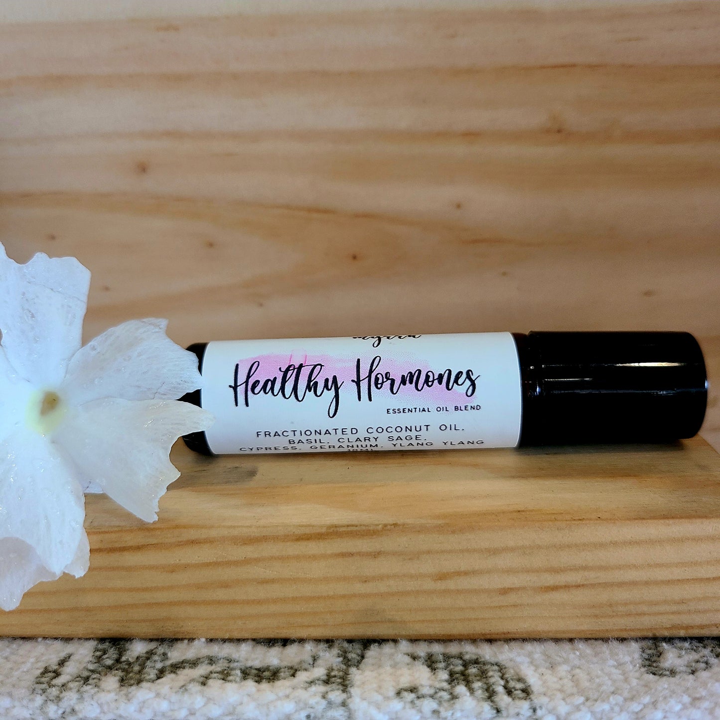 HEALTHY HORMONES Essential Oil Blend Roller